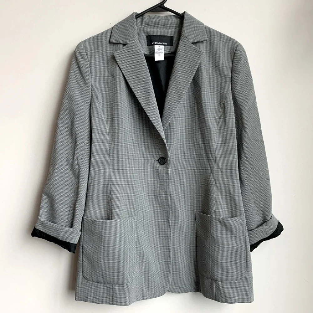 SOLD ON DEPOP - Jones New York Houndstooth One-Button Blazer - Picture 1 of 6